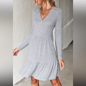 NWOT CUPSHE Magic Moments Heathered V-Neck Mini Dress. Large, grey. Never worn.